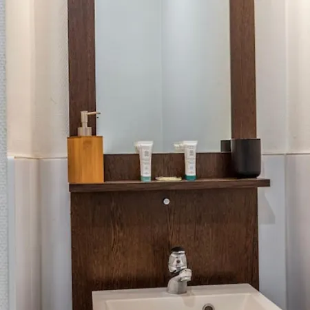 Apartman With Balcony In The Heart Of *