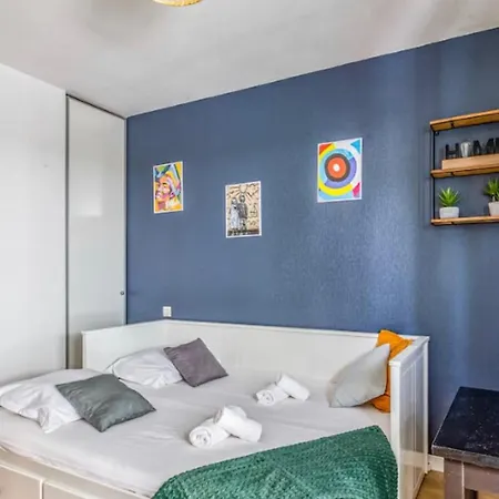 With Balcony In The Heart Of Apartmán *