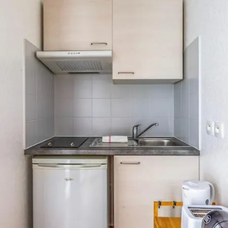 Apartmán With Balcony In The Heart Of